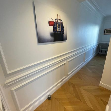 Apparemment Niche Dans Les Arbres Apartment Narbonne Bagian luar foto